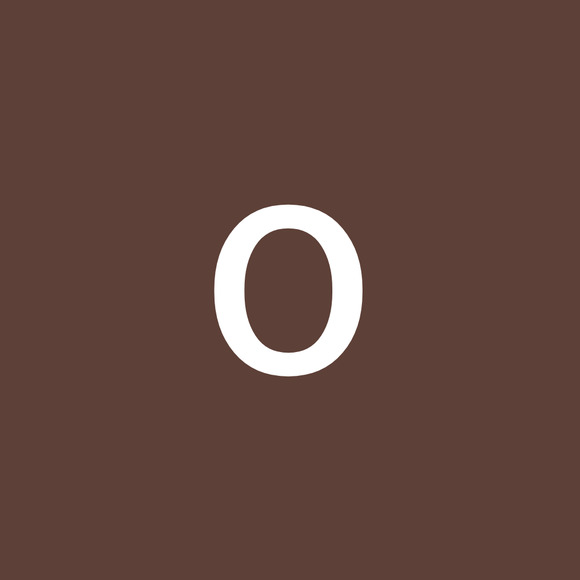 Meet your Posher, Olaia - Picture 1 of 1